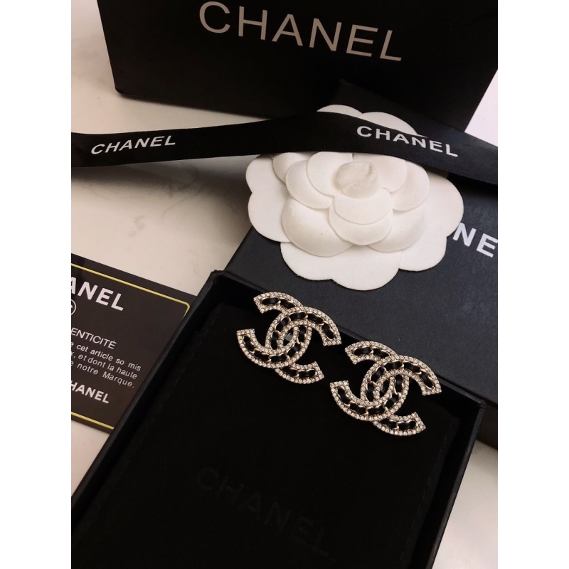 Ch**el earrings